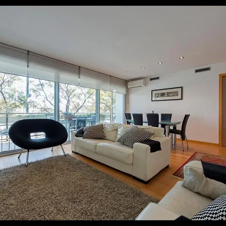 Ccib Forum Deluxe Apartment